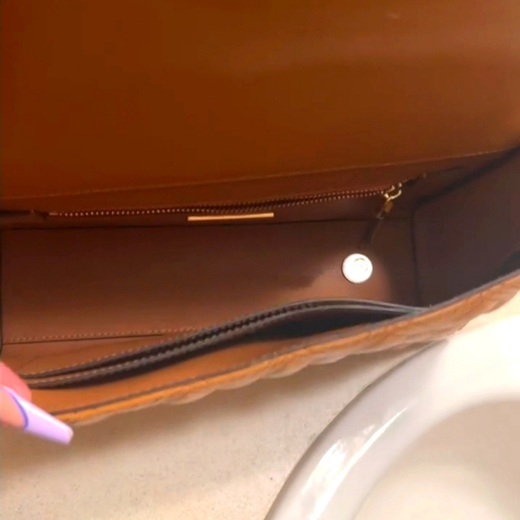 Tory Burch tote/crossbody - Picture 6 of 6